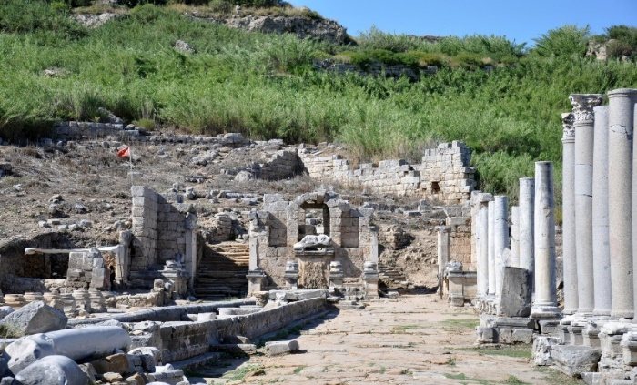 Konya-Yalvaç-Eğridir-Antaya 360 km